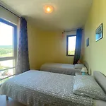 Amadeus 1 - 13b Large Two Bedroom 公寓 *