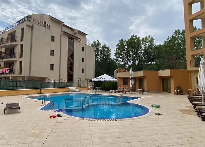 Amadeus 1 - 13b Large Two Bedroom Slantchev Briag