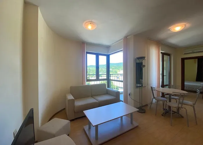 Appartement Amadeus 1 - 13b Large Two Bedroom