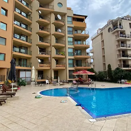 Apartman Amadeus 1 - 13b Large Two Bedroom *
