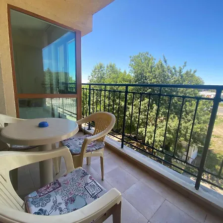 Amadeus 1 - 13b Large Two Bedroom