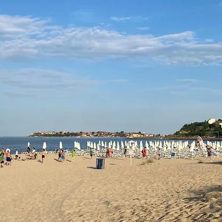 Amadeus 1 - 13b Large Two Bedroom Apartman *