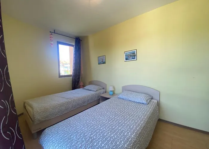 Apartment Amadeus 1 - 13b Large Two Bedroom *